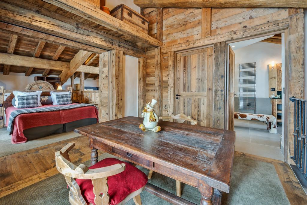 La Bouitte - Hotel Relais & Chateaux Сен-Мартен-дьо-Белвил Стая снимка