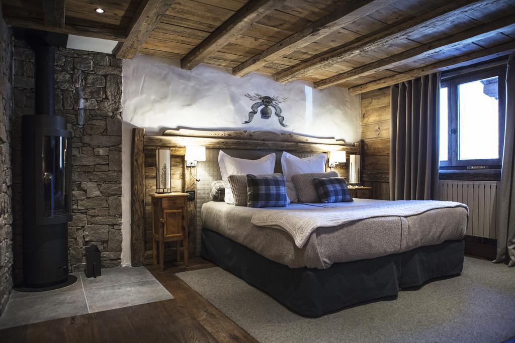 La Bouitte - Hotel Relais & Chateaux Сен-Мартен-дьо-Белвил Екстериор снимка